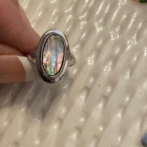 Vintage MOP ring, Size 5 EUC